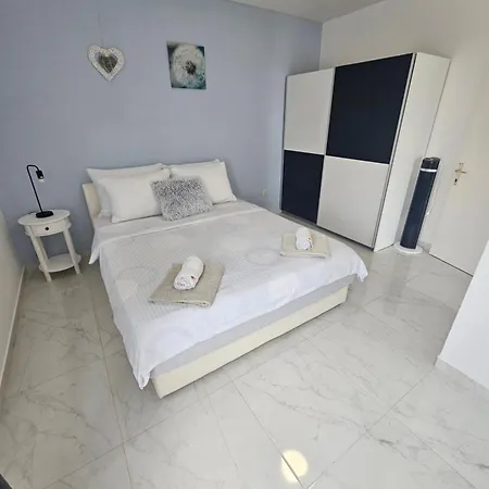 Aurora Appartement Jezera