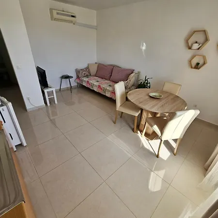 Apartment Aurora Jezera