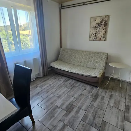 Aurora Apartment *