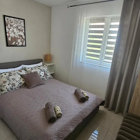 Appartement Aurora Jezera