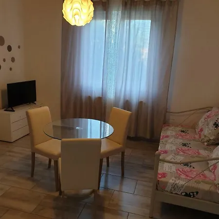 Aurora Apartment